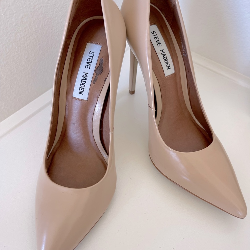 Steve Madden Nude Pumps Heels